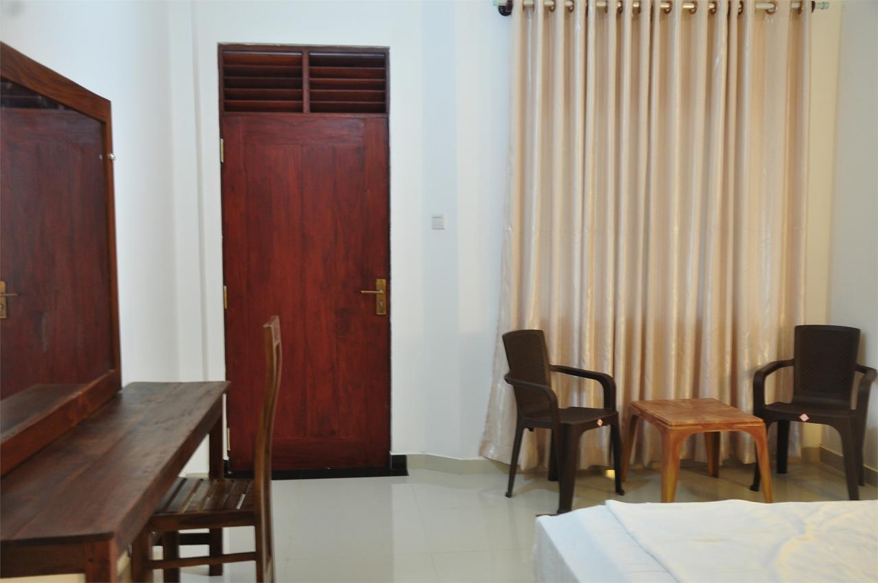 Ritz Gate Kalutara Otel Dış mekan fotoğraf